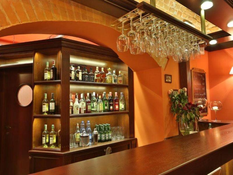 ראדום Rynek 6 Retro Pub & Hostel מראה חיצוני תמונה