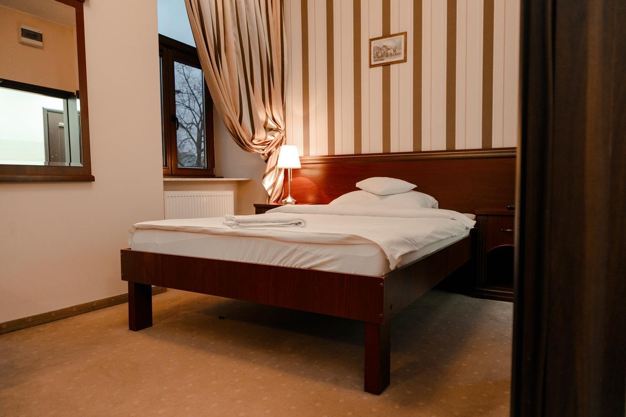 ראדום Rynek 6 Retro Pub & Hostel מראה חיצוני תמונה