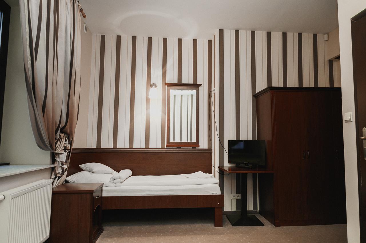 ראדום Rynek 6 Retro Pub & Hostel מראה חיצוני תמונה