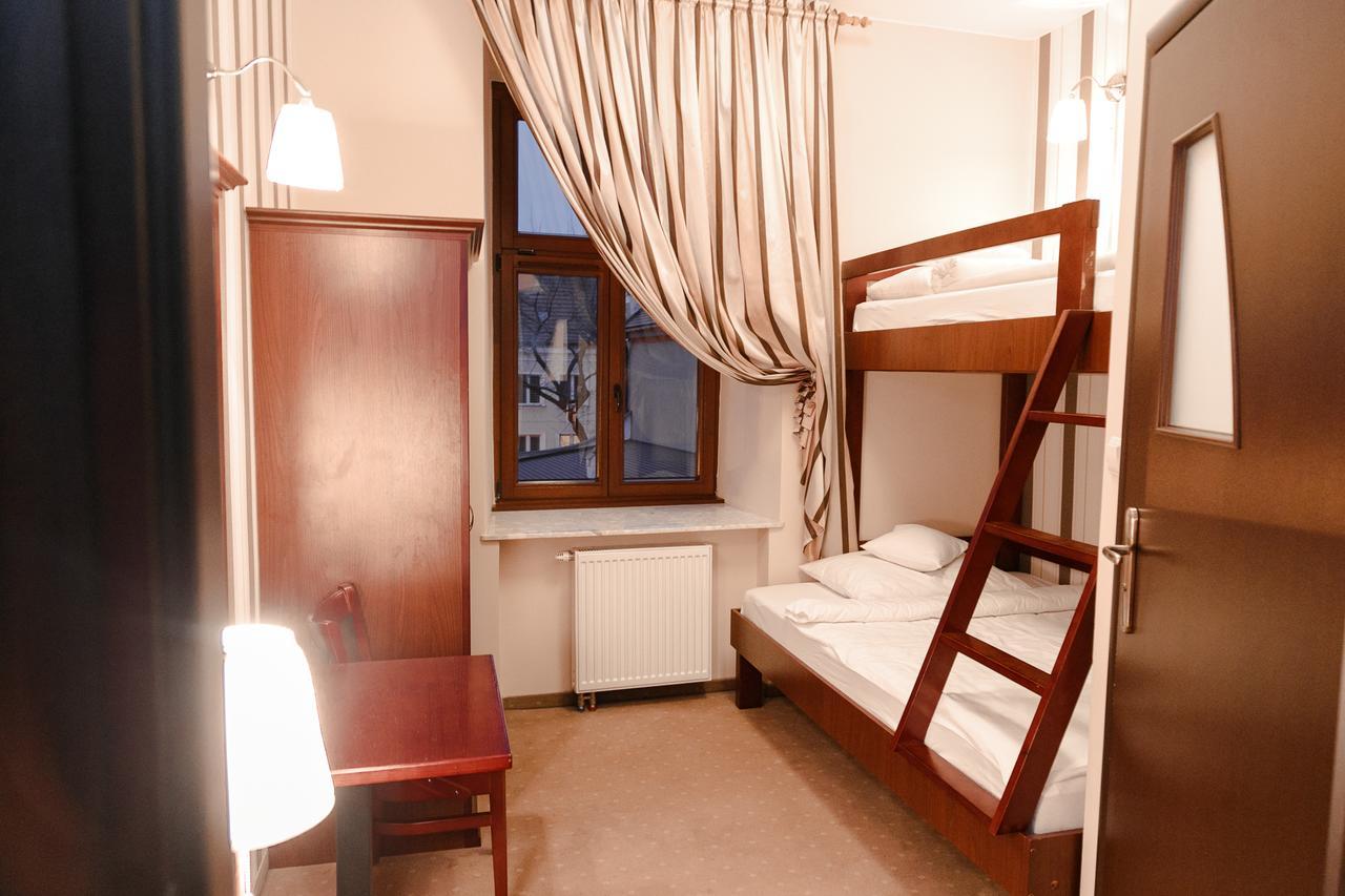 ראדום Rynek 6 Retro Pub & Hostel מראה חיצוני תמונה